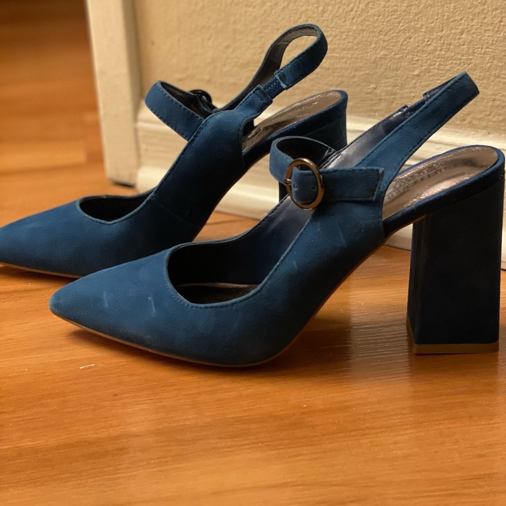 Bleecker & Bond blue suede shoes. Style is Nicola size 7